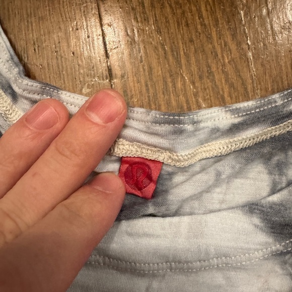 Lulu Lemon Gray Tie-Dye Long Sleeve Shirt - L - Picture 2 of 2